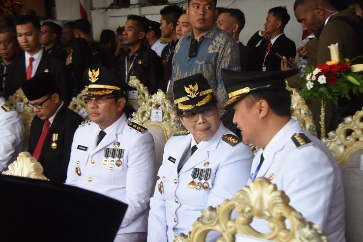 PJ Wali Kota Kediri hadiri puncak peringatan Hari Otonomi Daerah XXVIII di Surabaya