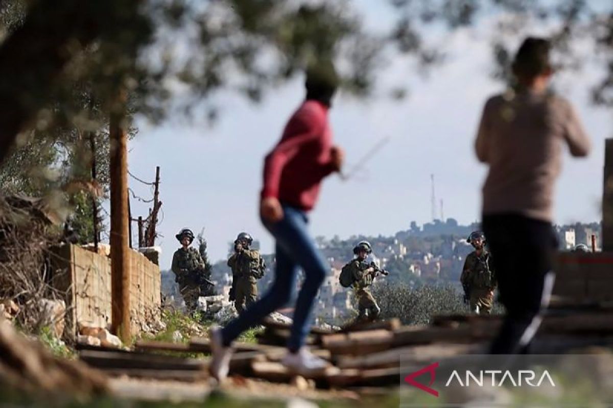 Pemukim ilegal Israel menyerang petani, kawasan permukiman di Tepi Barat