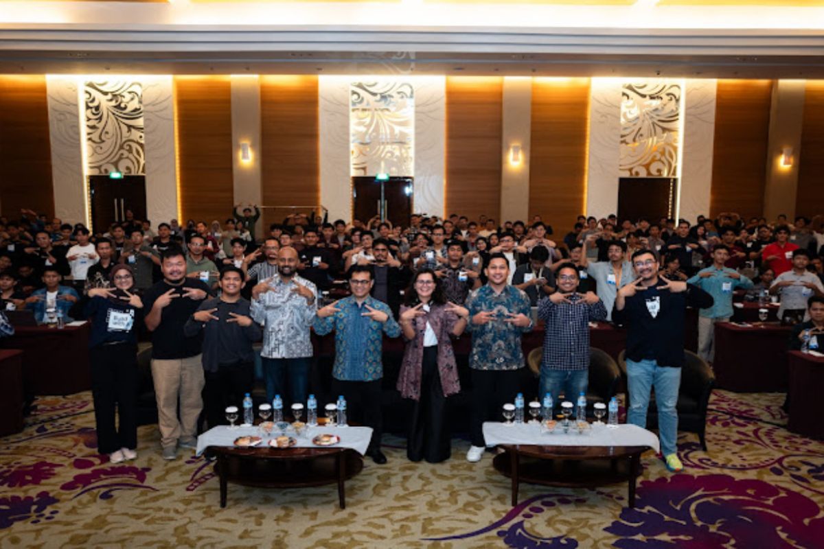 Ratusan pengembang di Jakarta dilatih melalui “Building with AI”.