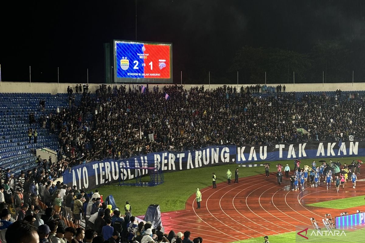 Liga 1 - Persib Bandung tundukkan Borneo FC 2-1