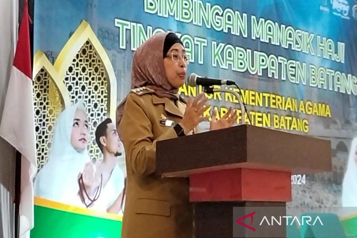 Pemkab Batang ingatkan jamaah haji jaga nama baik bangsa  Indonesia