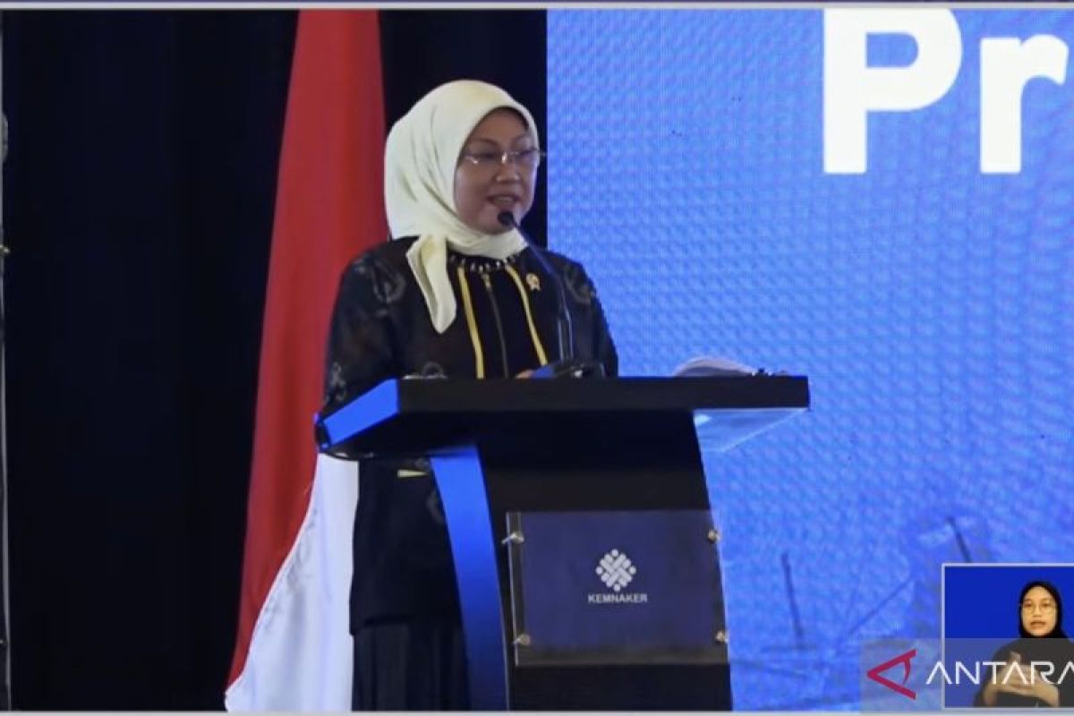 Menaker Ida Fauziyah resmi meluncurkan Program K3 Nasional 2024-2029