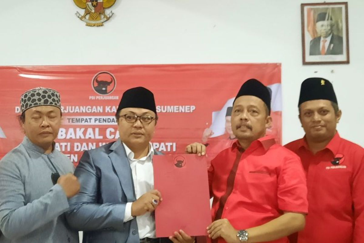 Pengasuh ponpes di Sumenep daftar bakal cawabup ke PDIP