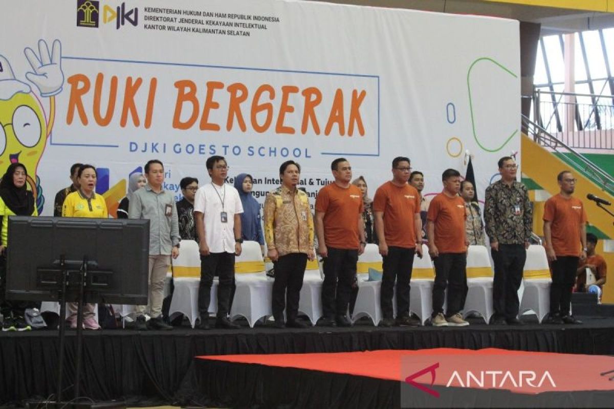 Bergerak membangun generasi inovatif dan kreatif