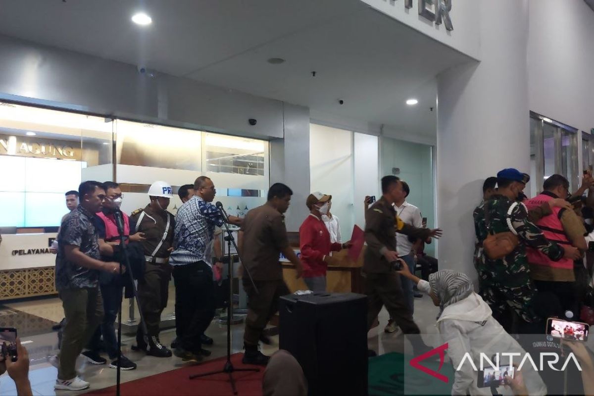 Kasus korupsi timah, Kejagung tetapkan lagi lima tersangka