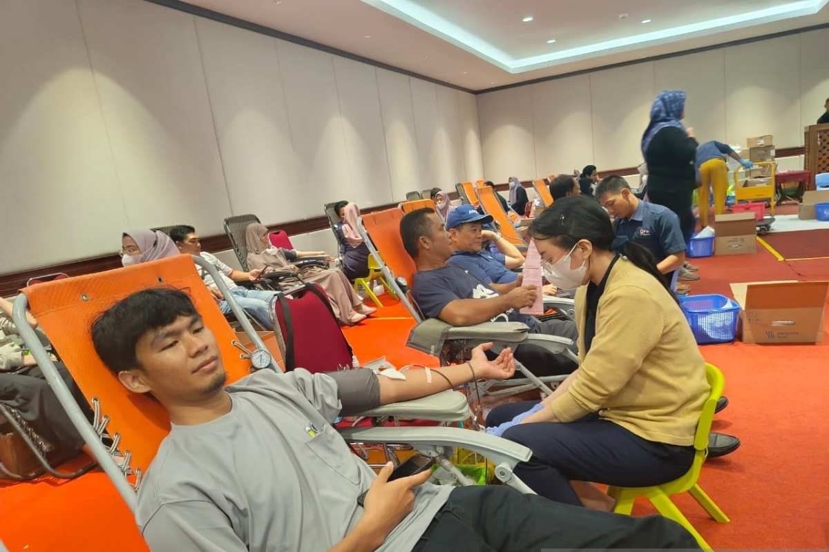 Antusias demi kemanusiaan, warga Riau Kompleks donorkan 1.071 kantong darah