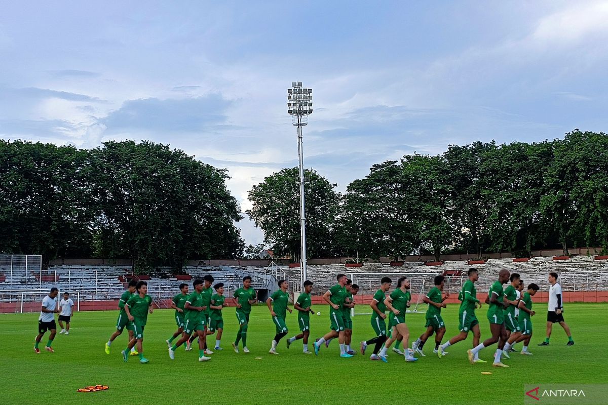 Pelatih Persebaya ingin akhiri Liga 1 2023/2024 dengan kemenangan