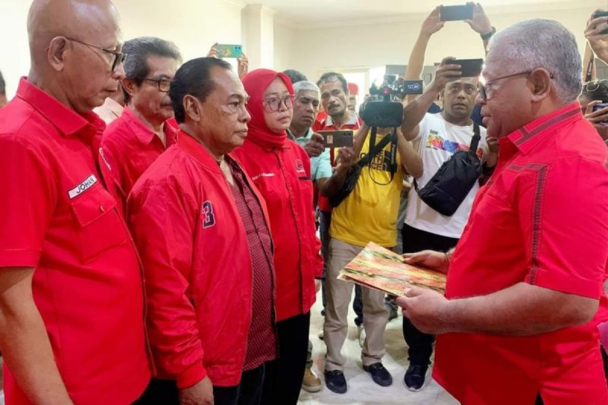 Deputi 1 KSP daftar calon gubernur Maluku ke empat parpol