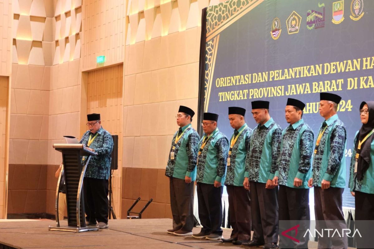 LPTQ kukuhkan dewan hakim-panitera MTQ Jawa Barat 2024