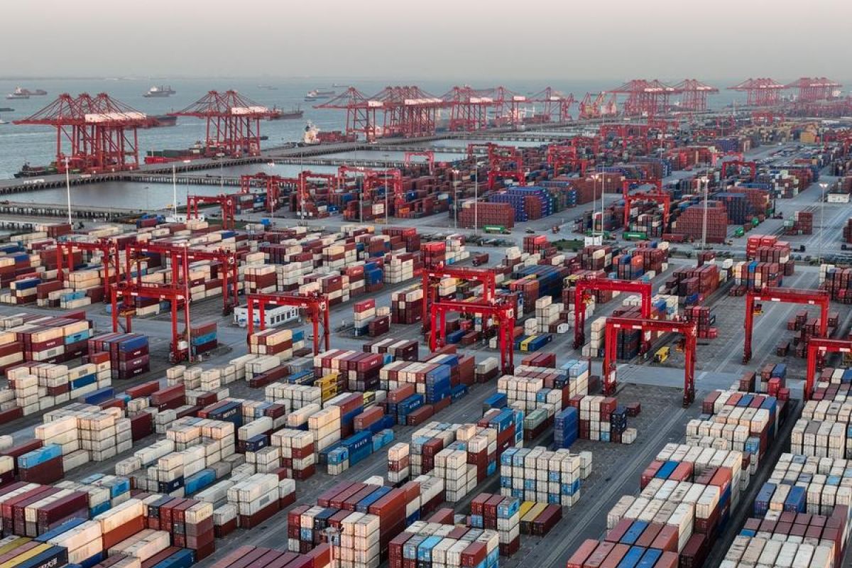 Perdagangan internasional China tembus 4,04 triliun yuan pada Maret