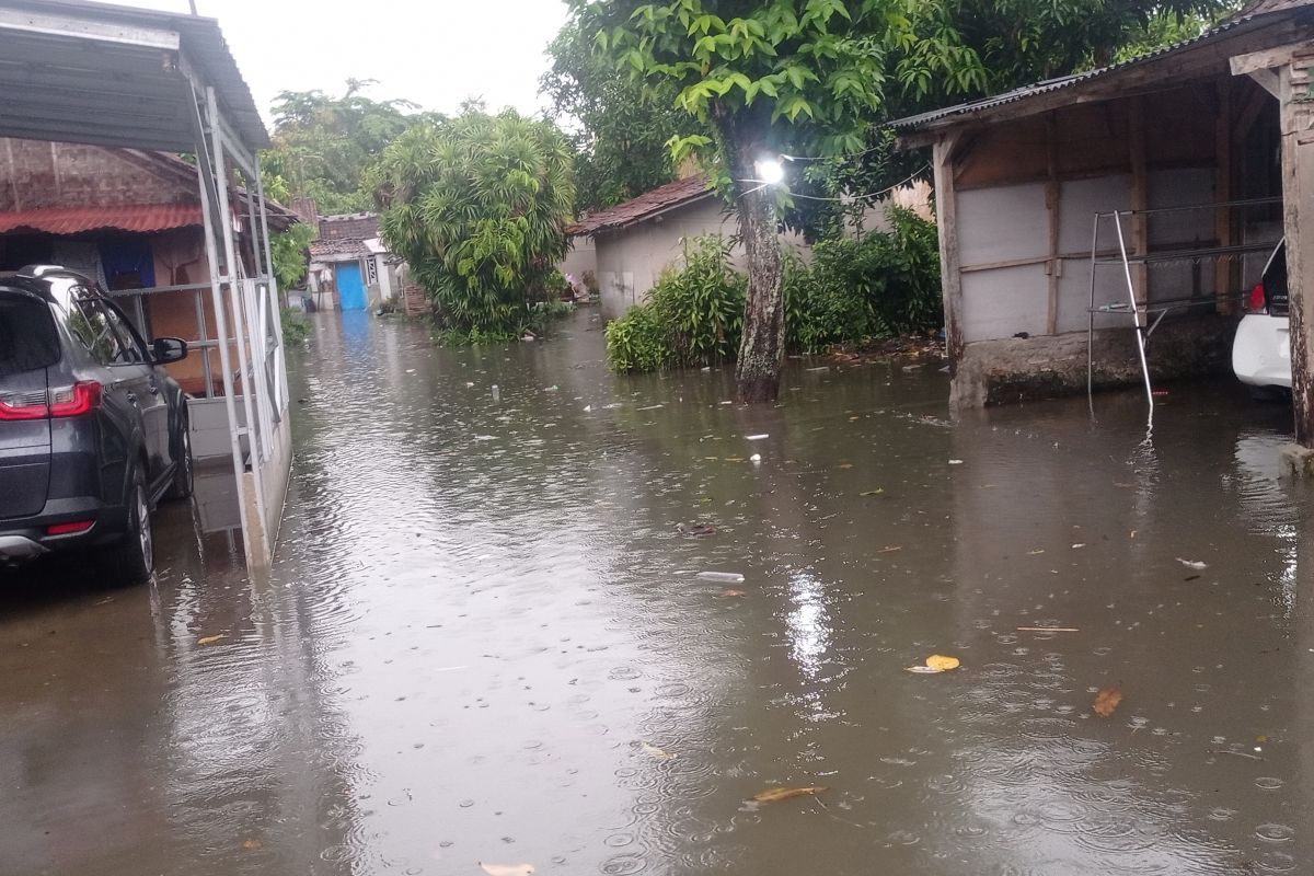BPBD Lebak minta warga untuk waspadai banjir dan longsor