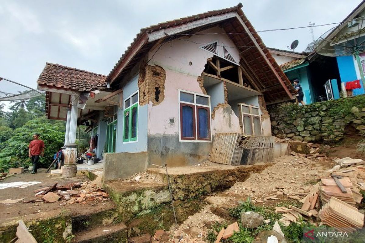 BNPB: Sebanyak 267 rumah rusak akibat gempa magnitudo 6,2 di Garut