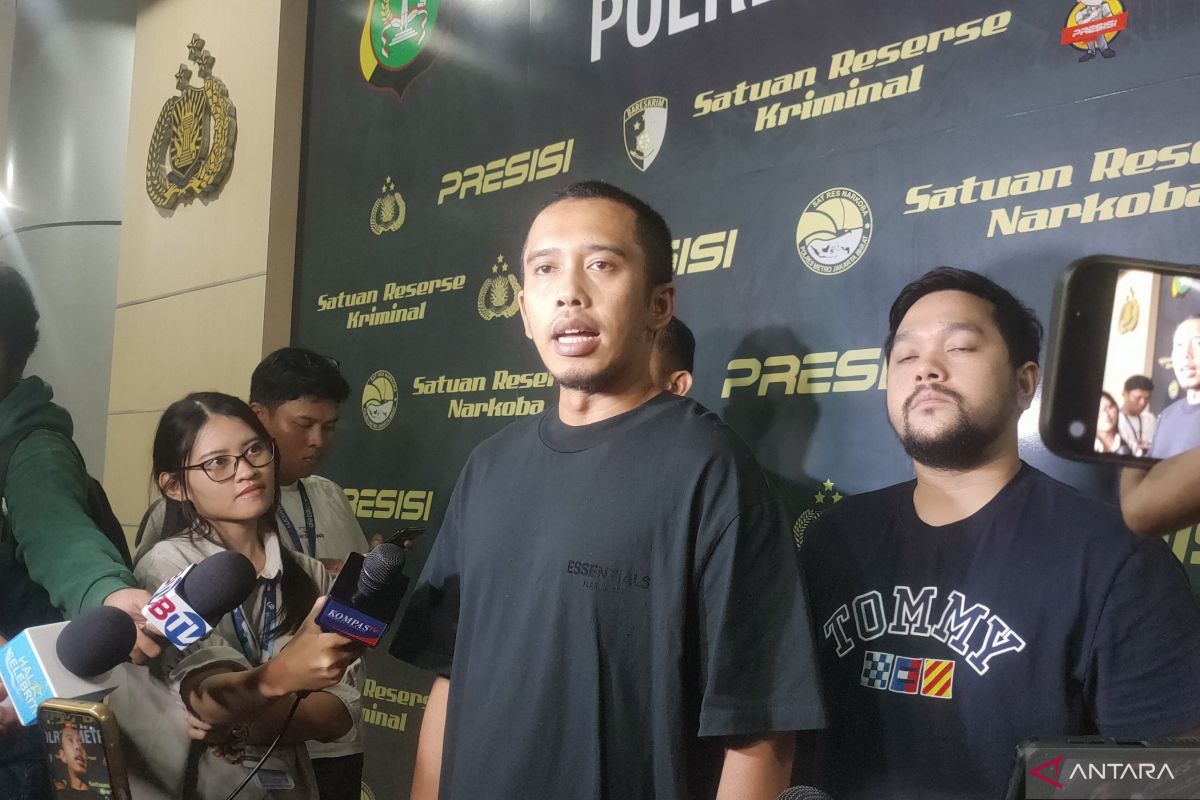 Sejumlah barang bukti narkotika diamankan saat penangkapan Rio Reifan