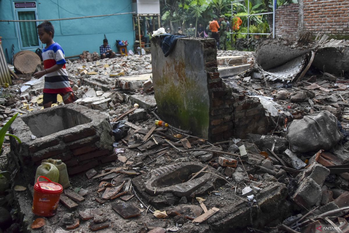 BNPB: 267 rumah rusak terdampak gempa mag 6,2 Garut