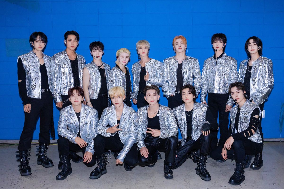 SEVENTEEN kembali dengan album 17 IS RIGHT HERE