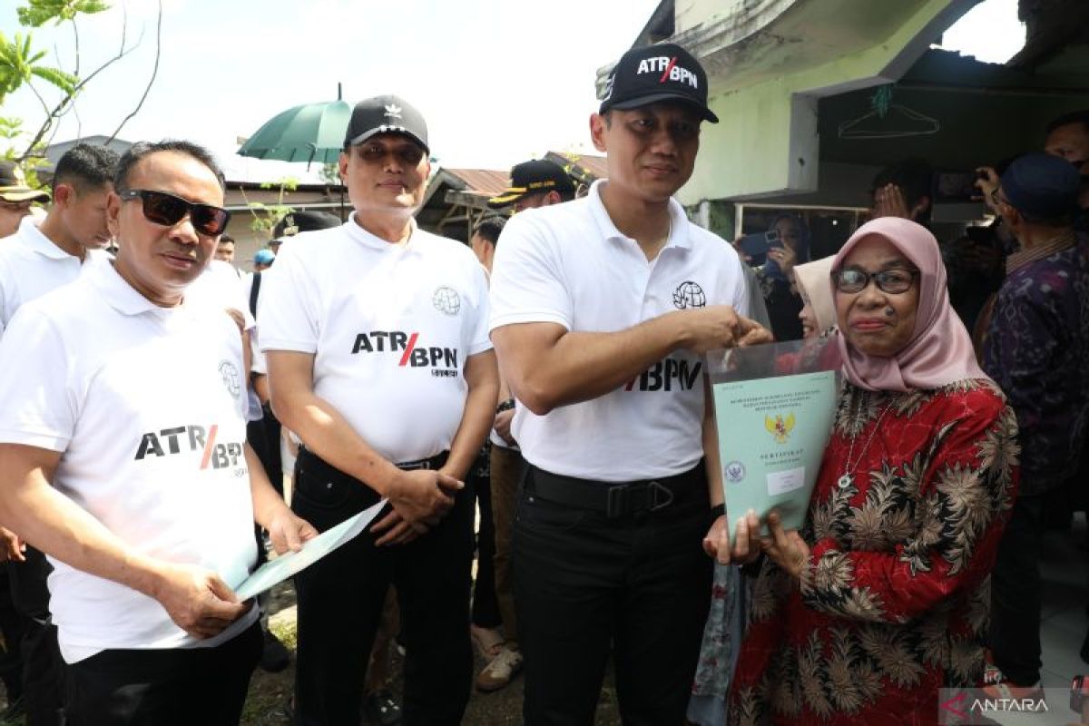 Menteri AHY ajak masyarakat Sulsel lawan mafia tanah