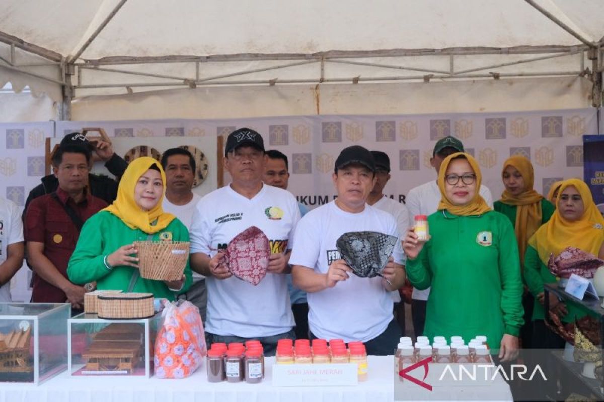 Karya Warga Binaan Lapas dipamerkan di Taman Dealova Pangkalpinang