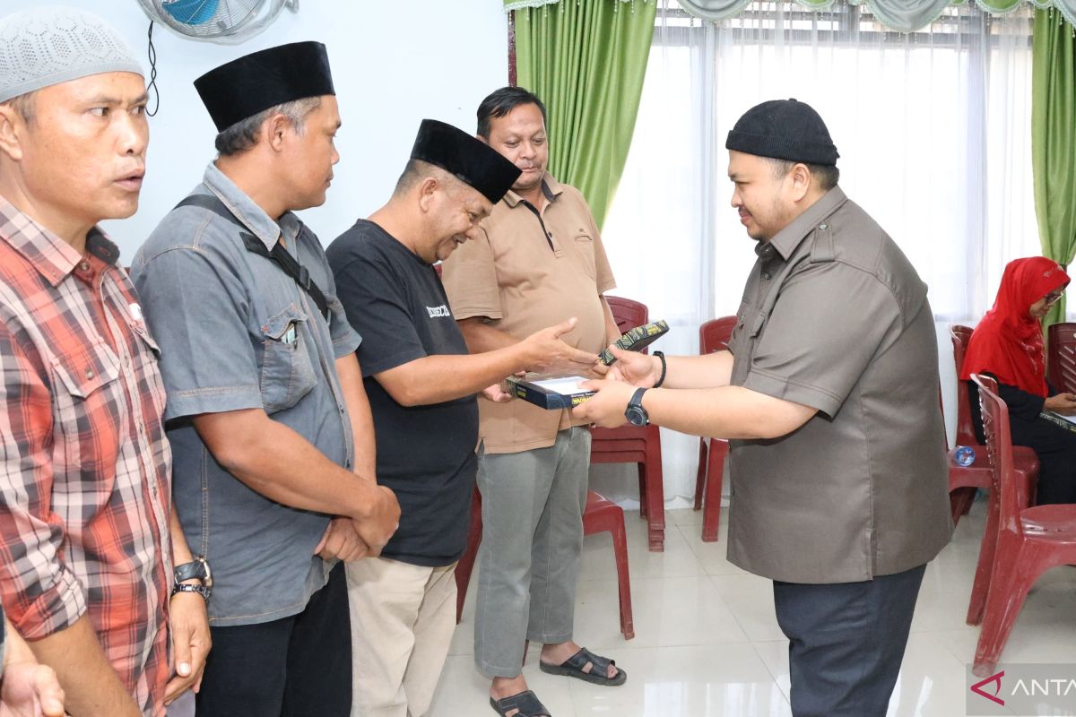 Begini penghargaan   Bupati Tapsel kepada yang menyukseskan  MTQ Ke-56