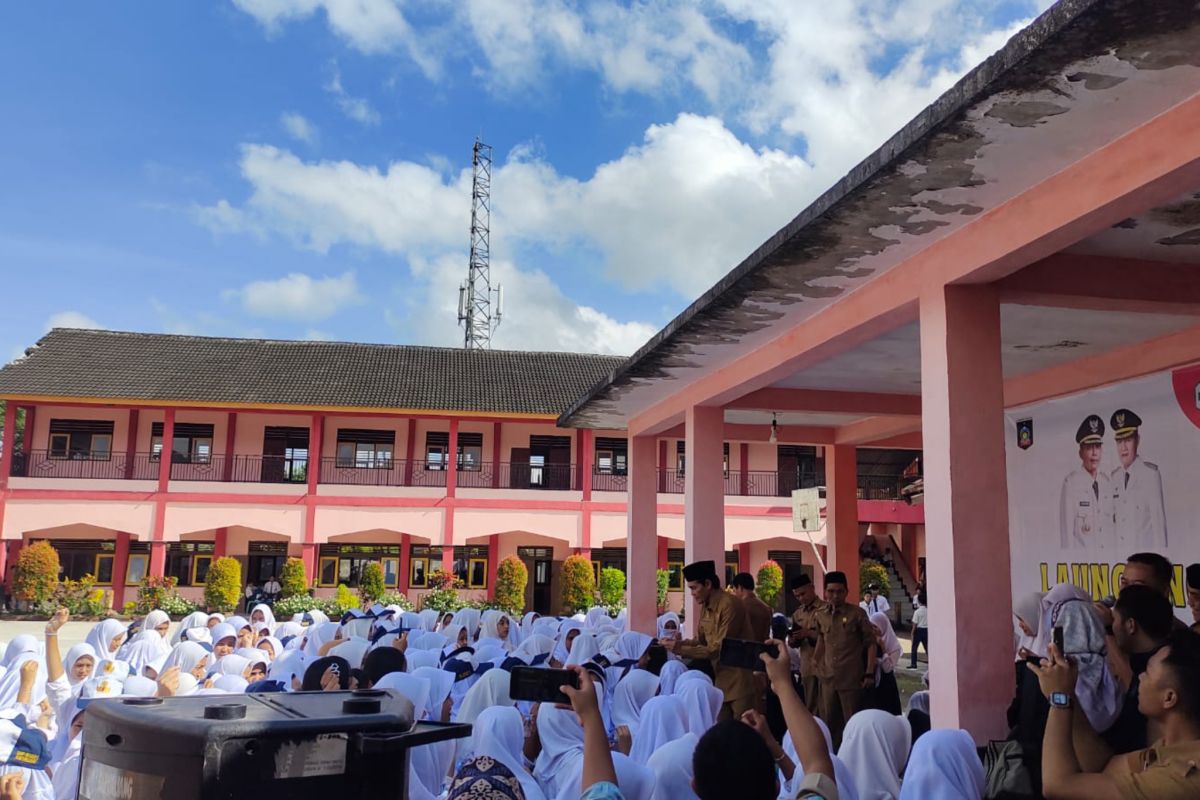 Gerakan tablet tambah darah siswi SMP-SMA digelar di Lombok Tengah