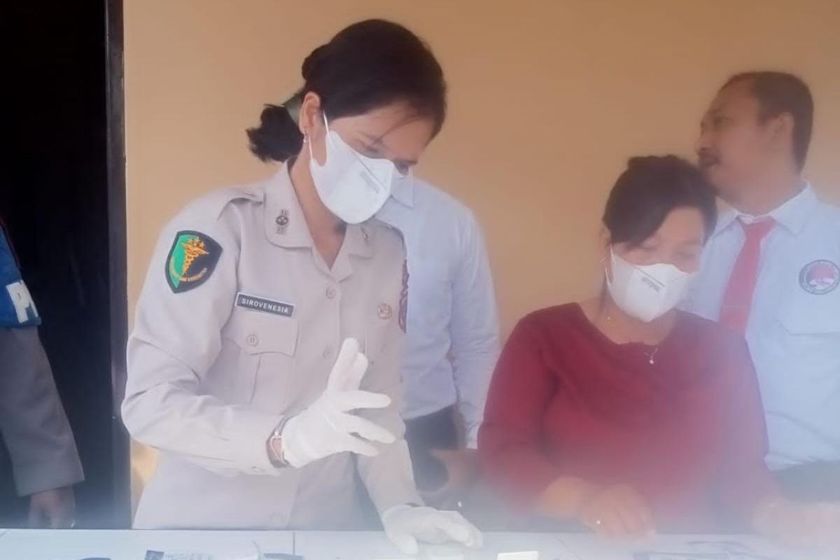 Periksa urine, personel Polres Simalungun bersih narkoba