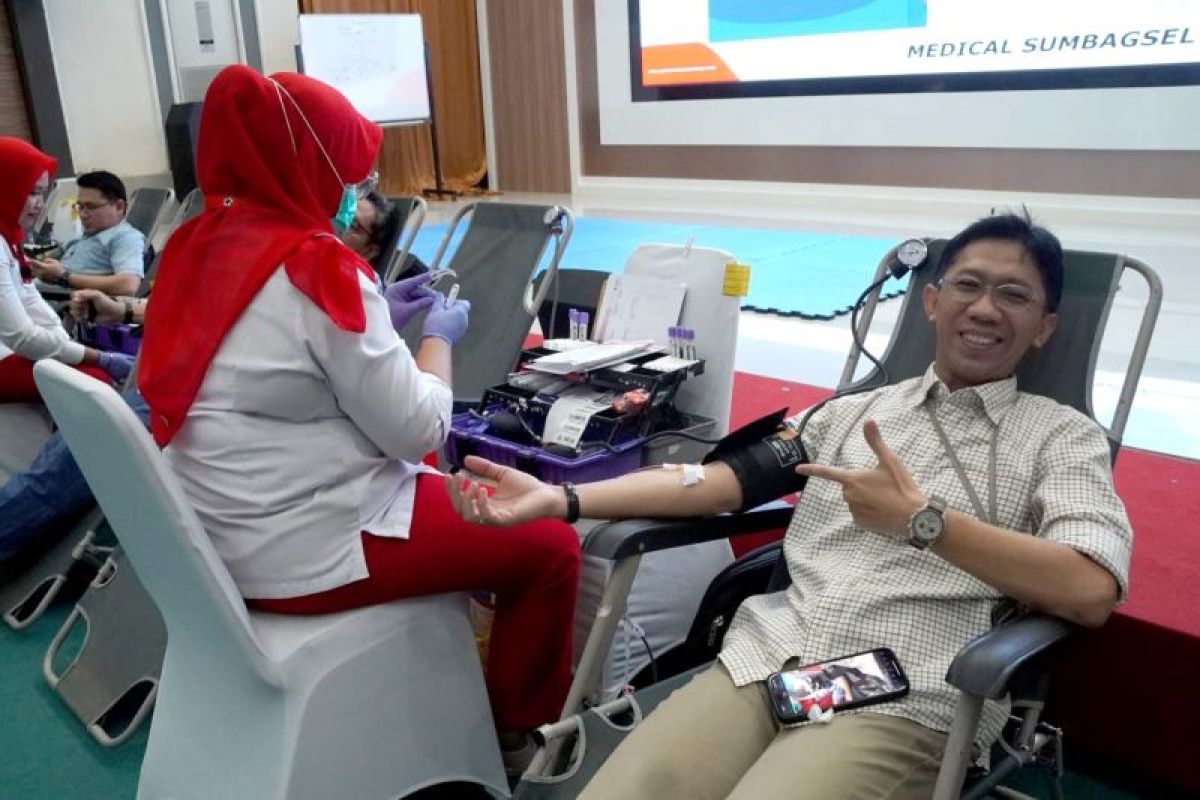 Pertamina Patra Niaga menggelar donor darah di Palembang