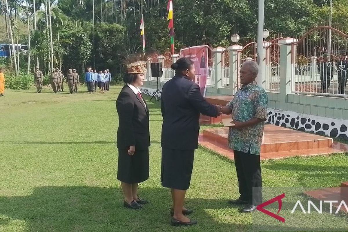 Keluarga Marthen Indey: Upacara 1 Mei penghargaan untuk pahlawan Papua