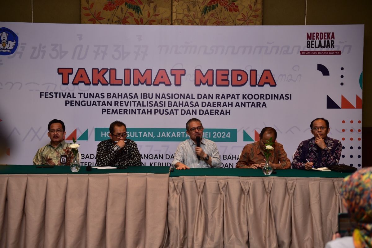 Kemendikbudristek tekan laju kepunahan bahasa daerah lewat FTBIN 2024