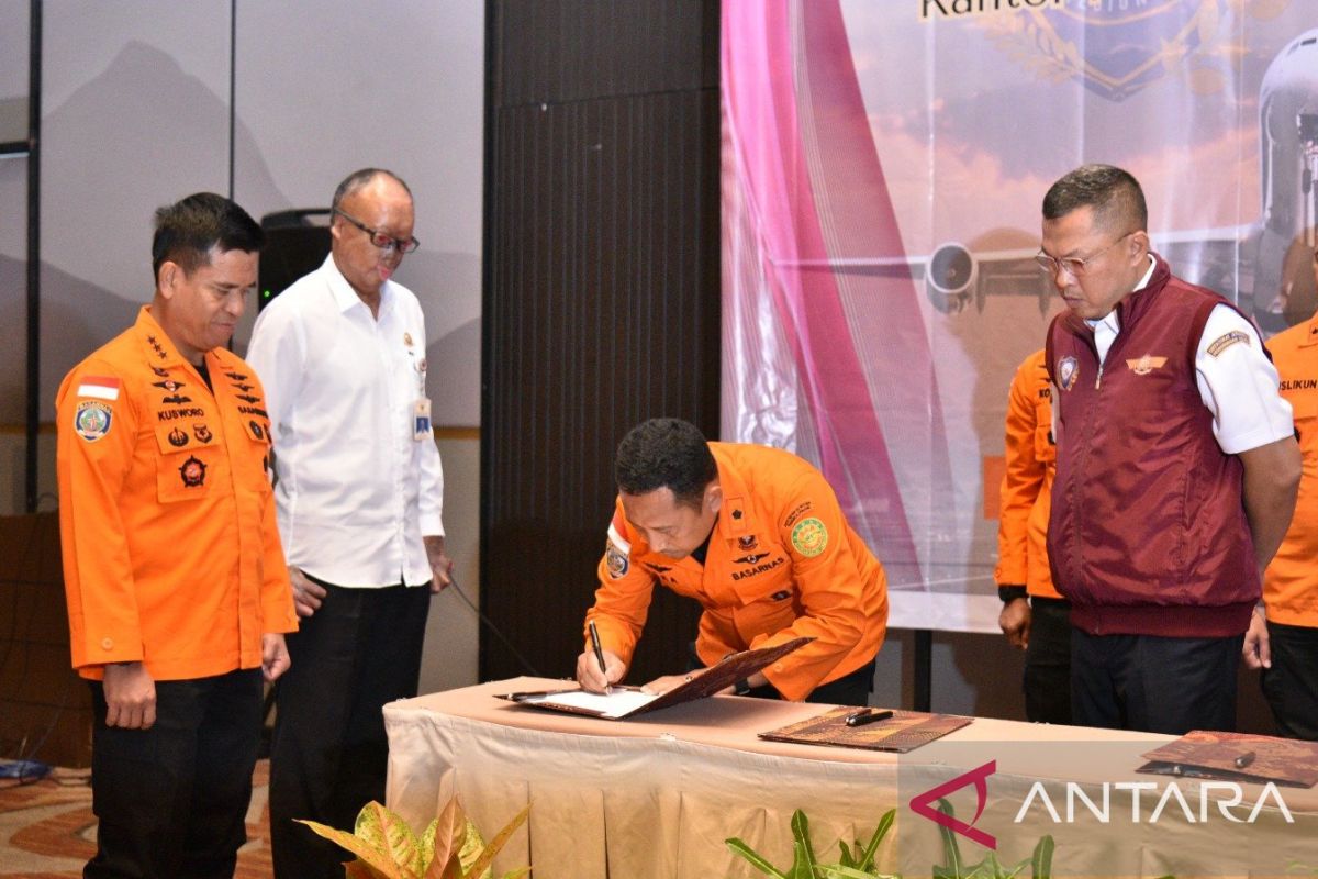 Kansar Pangkalpinang dan enam UPT Basarnas tandatangani perjanjian koordinasi dengan otoritas Bandara VI Padang