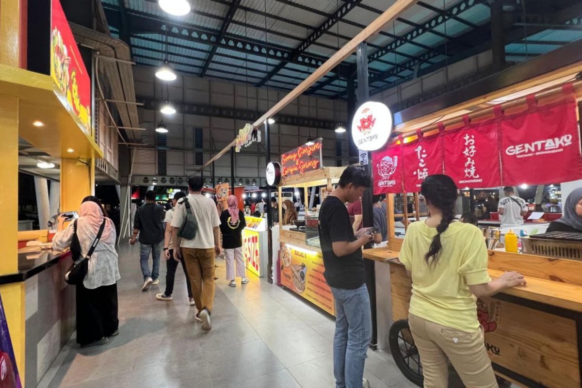 Pembukaan Gelar Waroeng (GW) Food di Bekasi yang menghadirkan 60 tenant kuliner