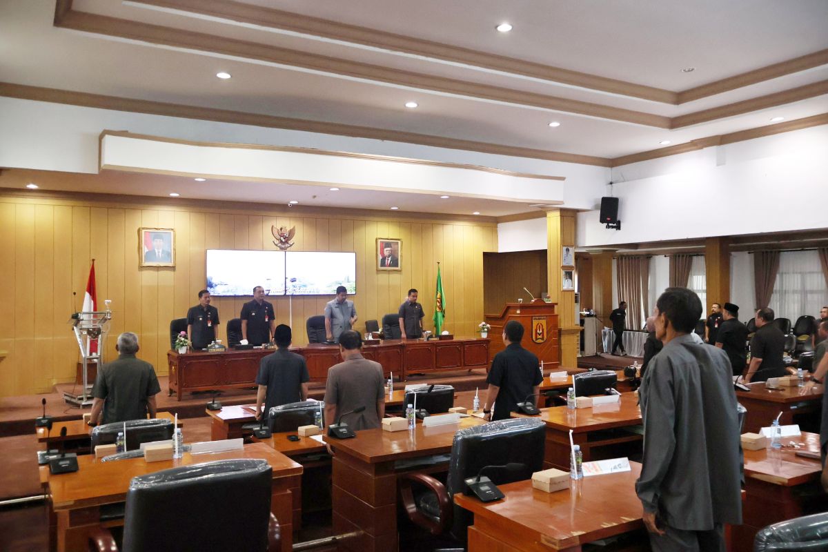 Wali Kota Banjarbaru sambut baik tiga raperda inisiatif DPRD