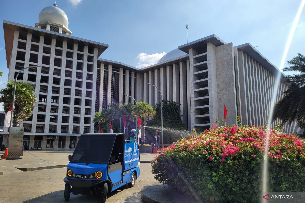 Mengawali pola hidup hemat air dari rumah ibadah