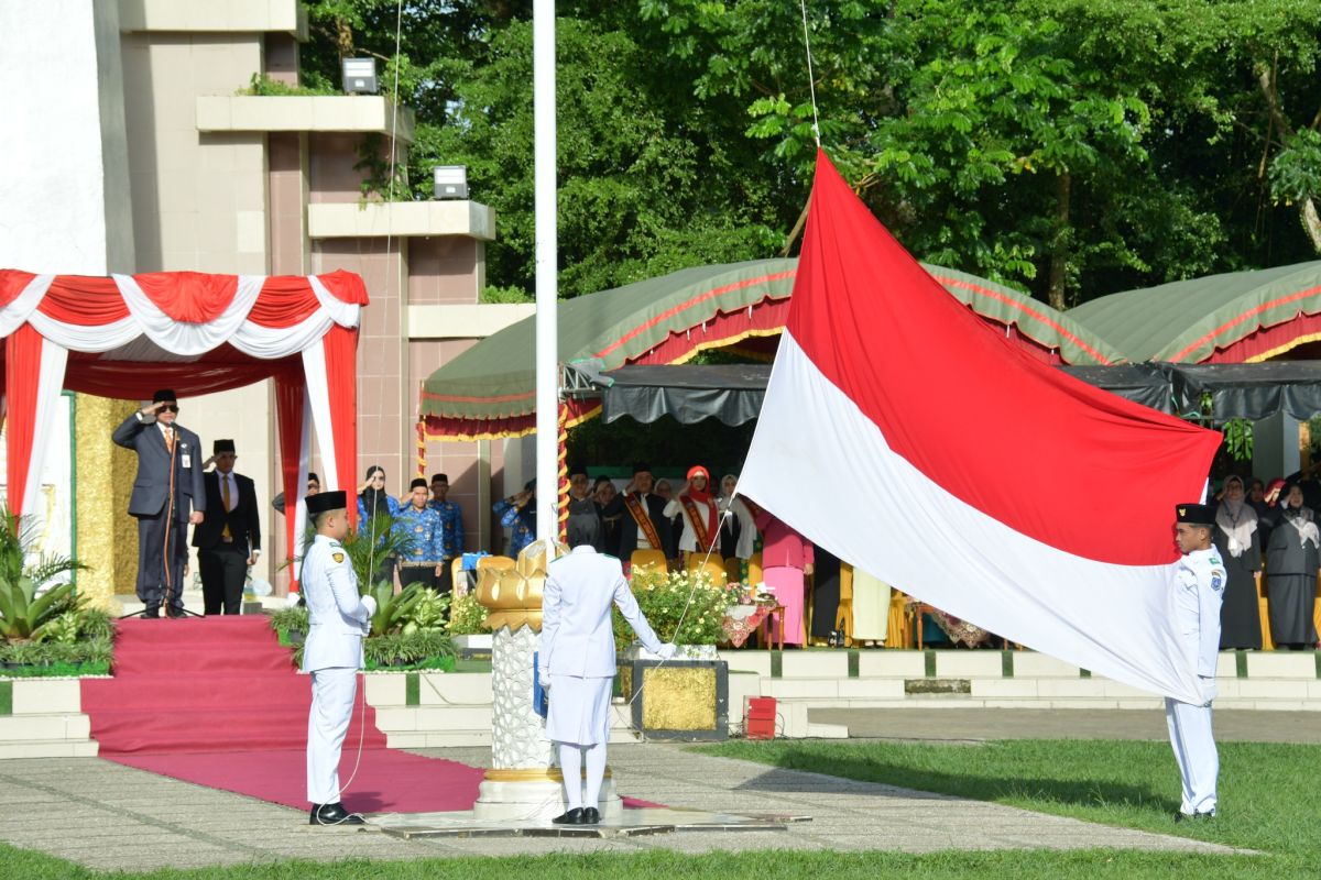 Pemkab HSS peringati Hardiknas 2024