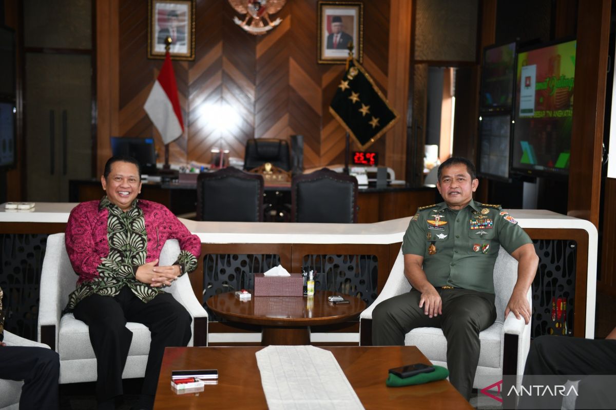 KSAD dan Ketua MPR bahas soal kesejahteraan prajurit TNI di Mabesad Jakarta