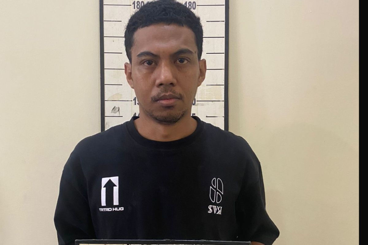 Sebar foto vulgar mantan pacar, DJ East Black ditangkap polisi