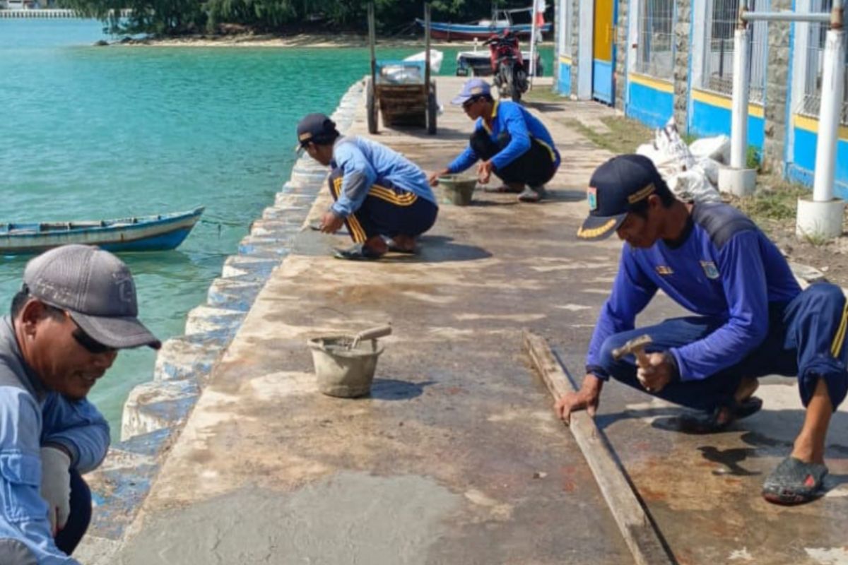Pemkab percantik tanggul air Pulau Kelapa sambut HUT Jakarta