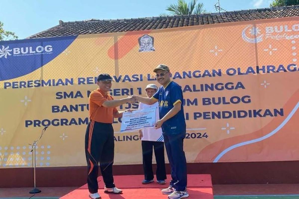 Bulog realisasikan bantuan pendidikan untuk SMA Negeri 1  Purbalingga