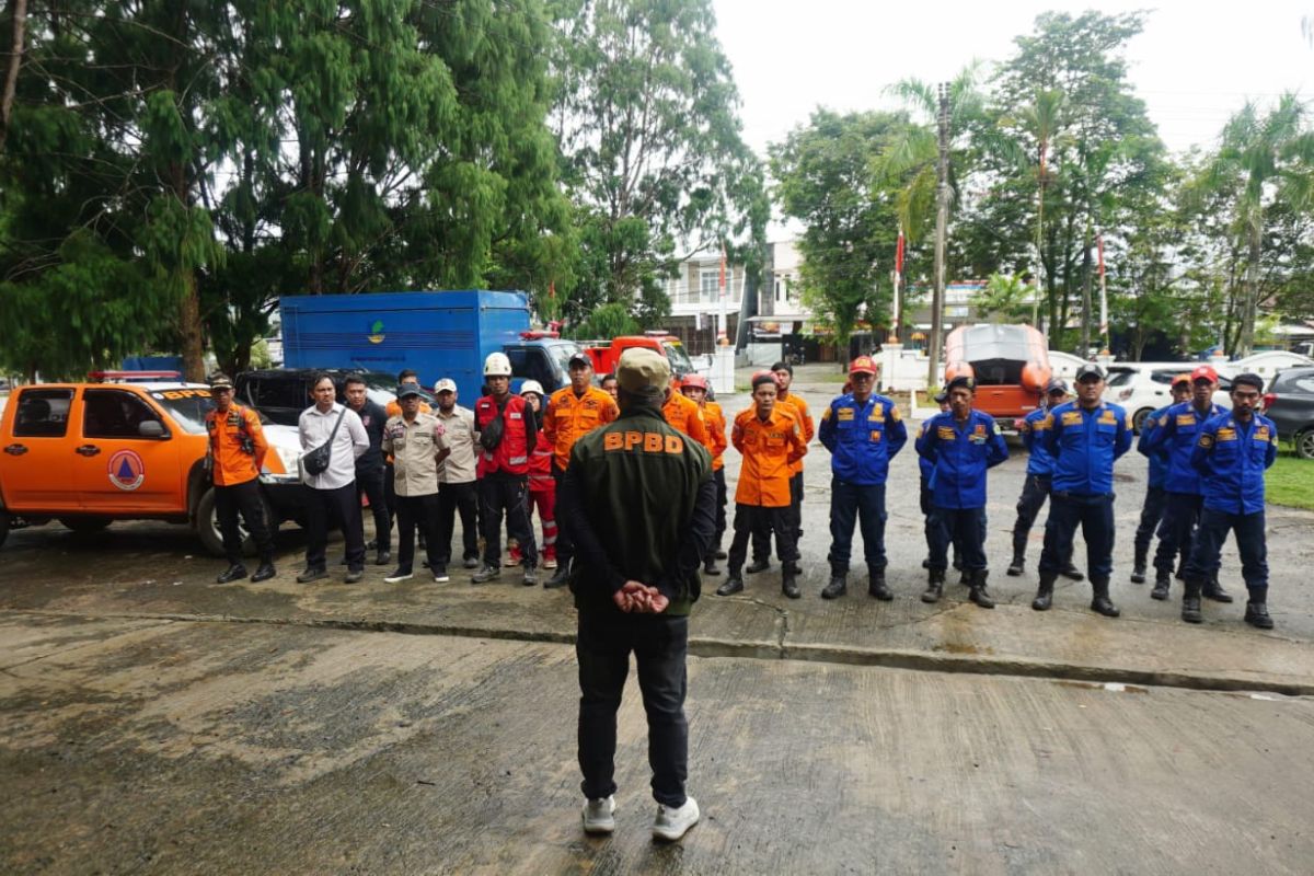 pemkab Lutim kirim bantuan pertama 5 ton beras dan personel ke Luwu