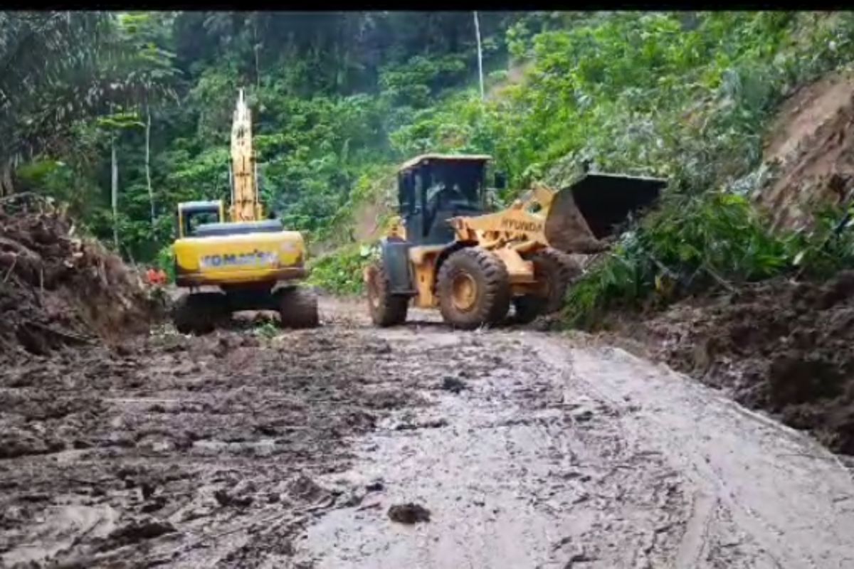 BPBD Rejang Lebong: Jalan Lintas Bengkulu-Sumsel rawan longsor