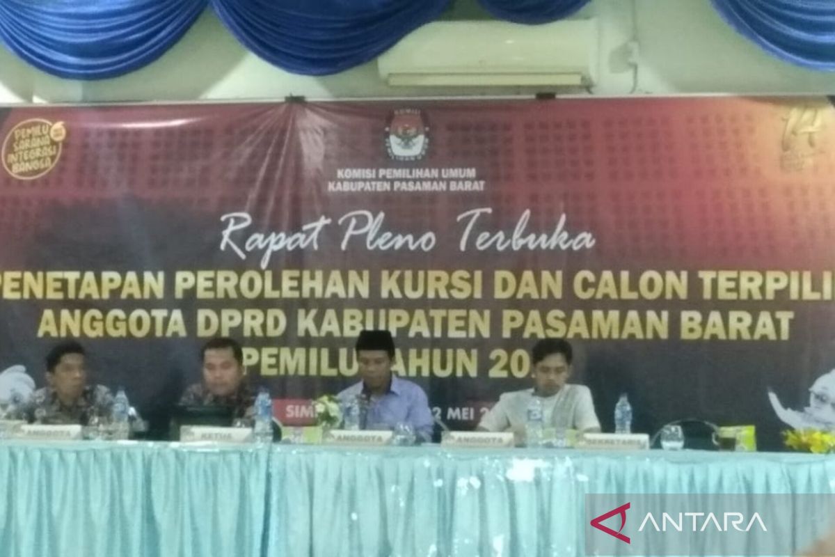 KPU Pasaman Barat tetapkan 40 orang anggota DPRD terpilih Pemilu 2024