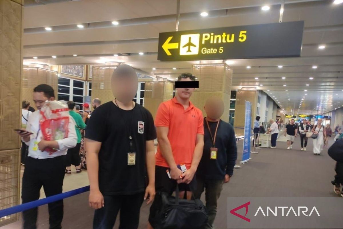 Aniaya sopir taksi, bule Australia dideportasi dari Bali