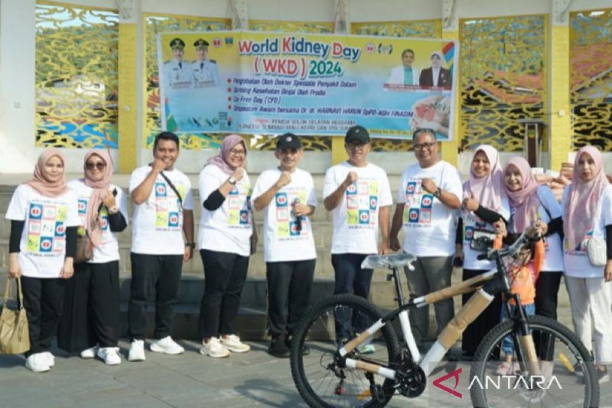 Solok Selatan Kabupaten pertama sediakan kendaraan operasional cuci darah