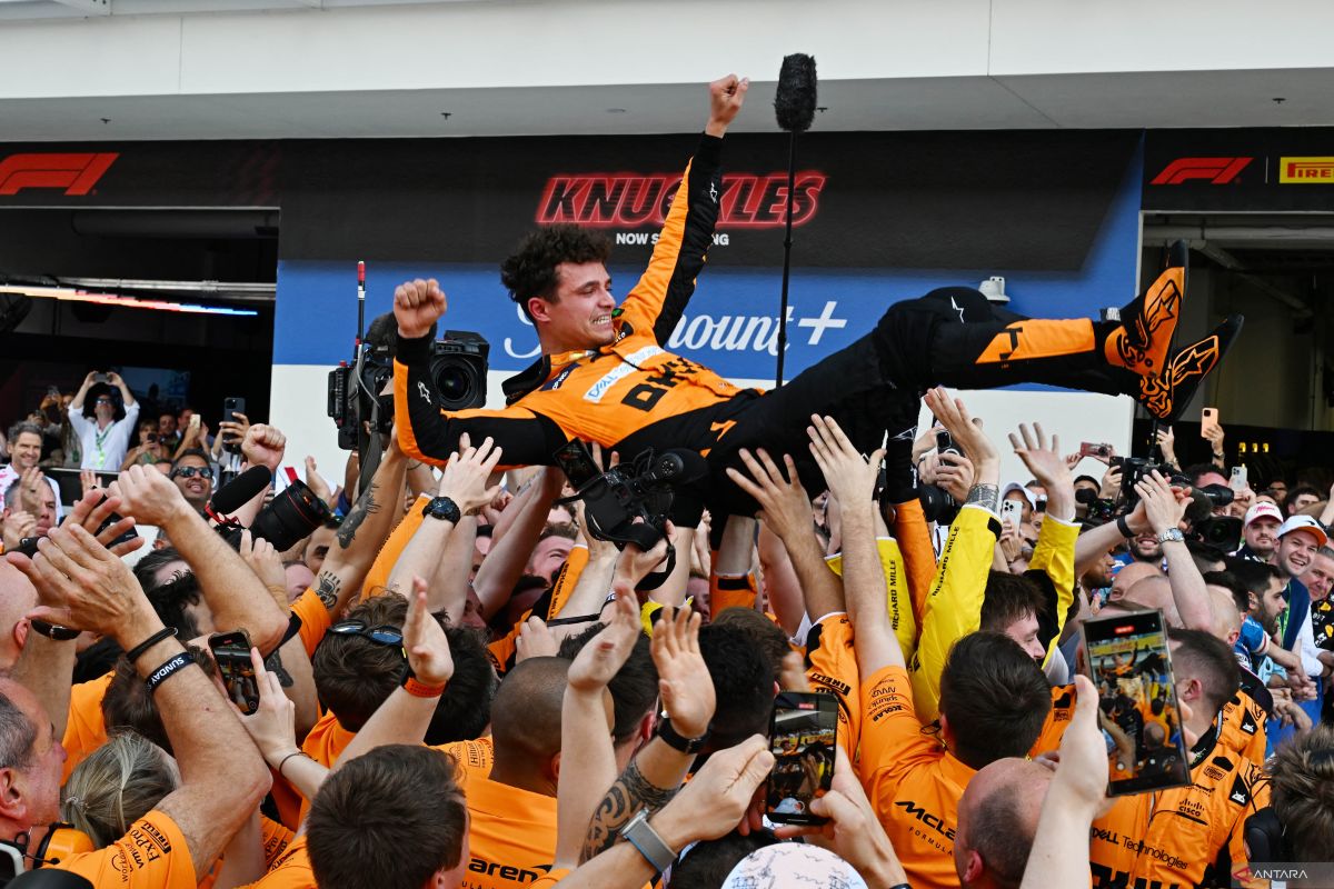 Formula 1: Norris bangga setelah raih kemenangan musim pertamanya