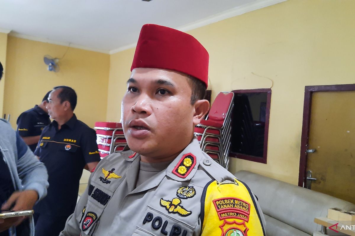 Polisi tangkap pria yang tak bayar penuh tagihan makan di warteg