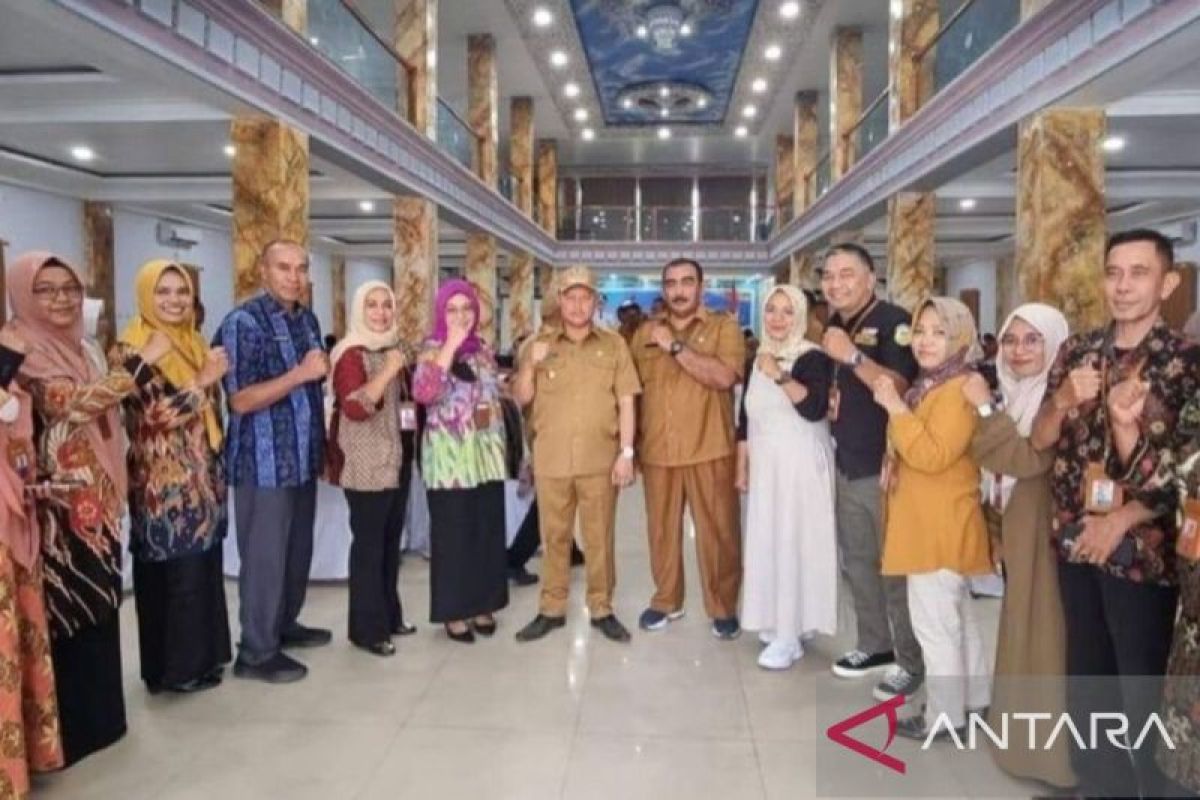 Pj Bupati Buru sebut pemanfaatan  ADD harus dikawal guna kemakmuran rakyat