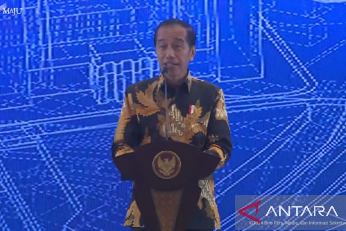 Presiden Jokowi: Anggaran dilarang digunakan rapat-studi banding