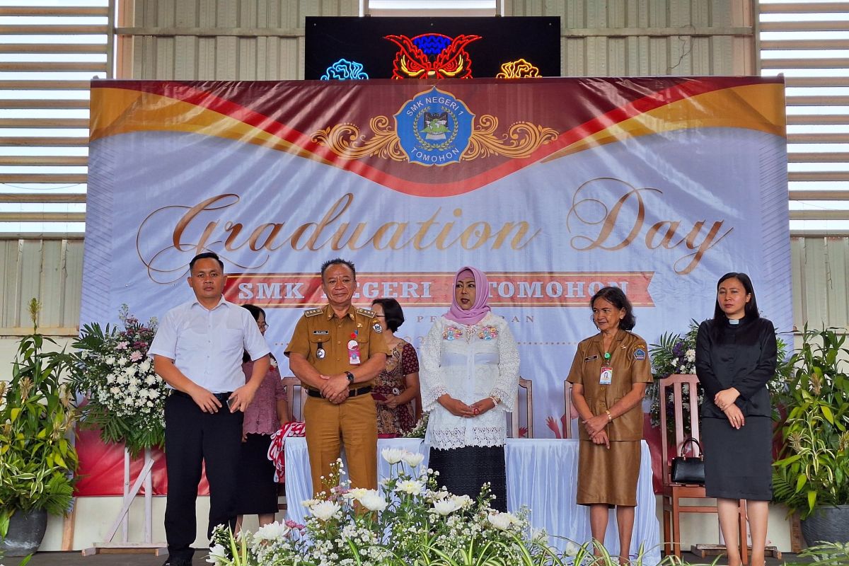 Penamatan 180 Siswa SMK Negeri 1 Tomohon sukses