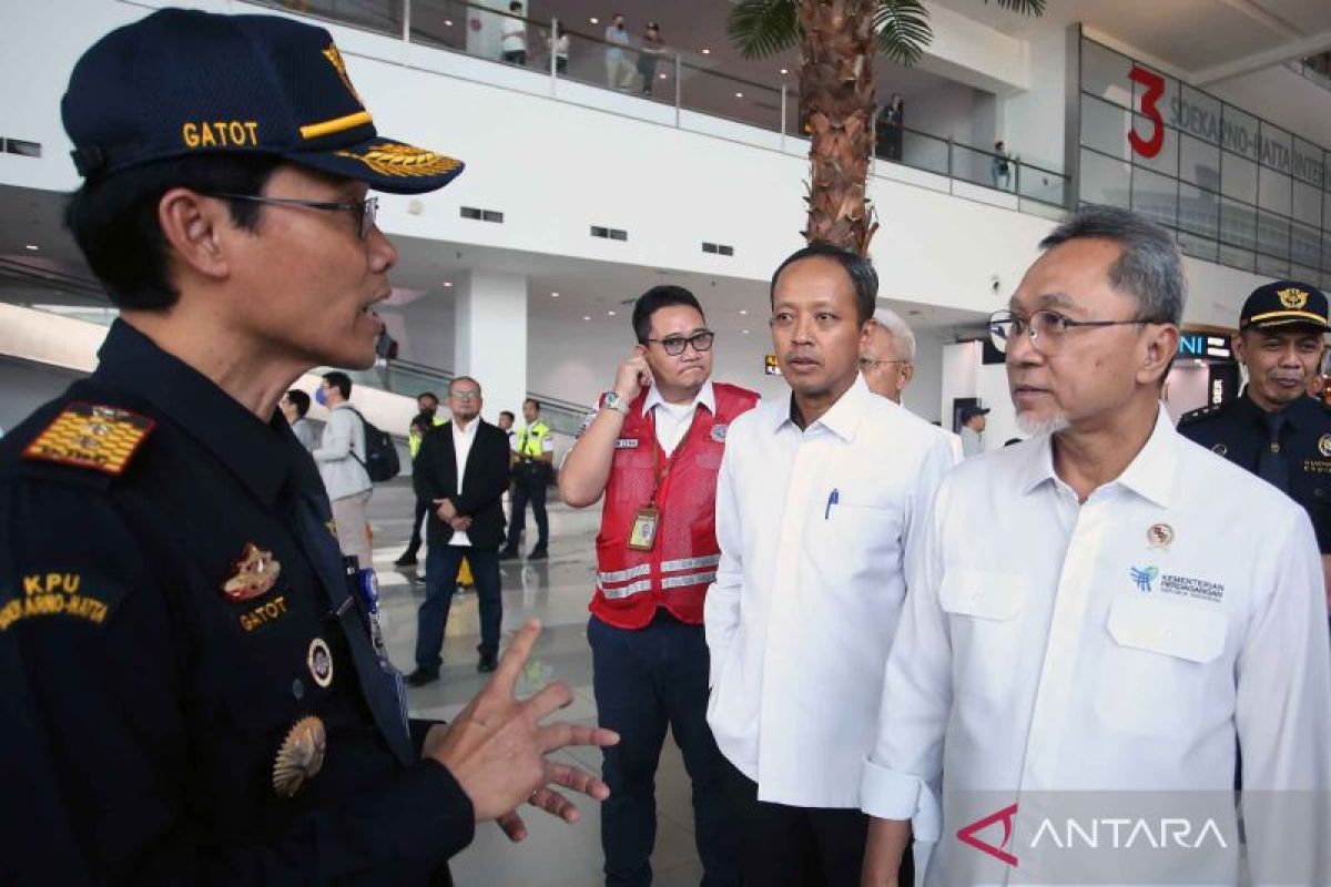 Anggota DPR ingatkan Kemendag terkait bea masuk barang dari China