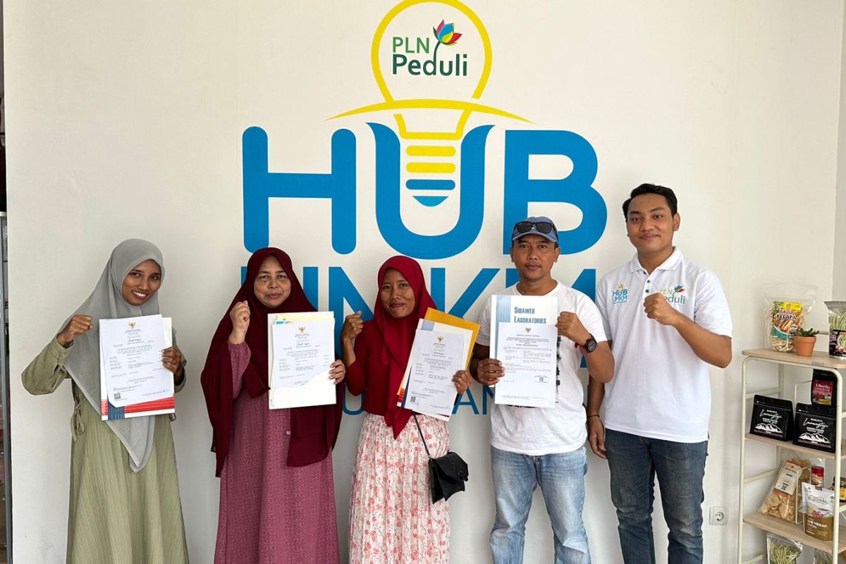 PLN Banten beri sertifikasi halal, PIRT dan info nilai gizi produk UMKM