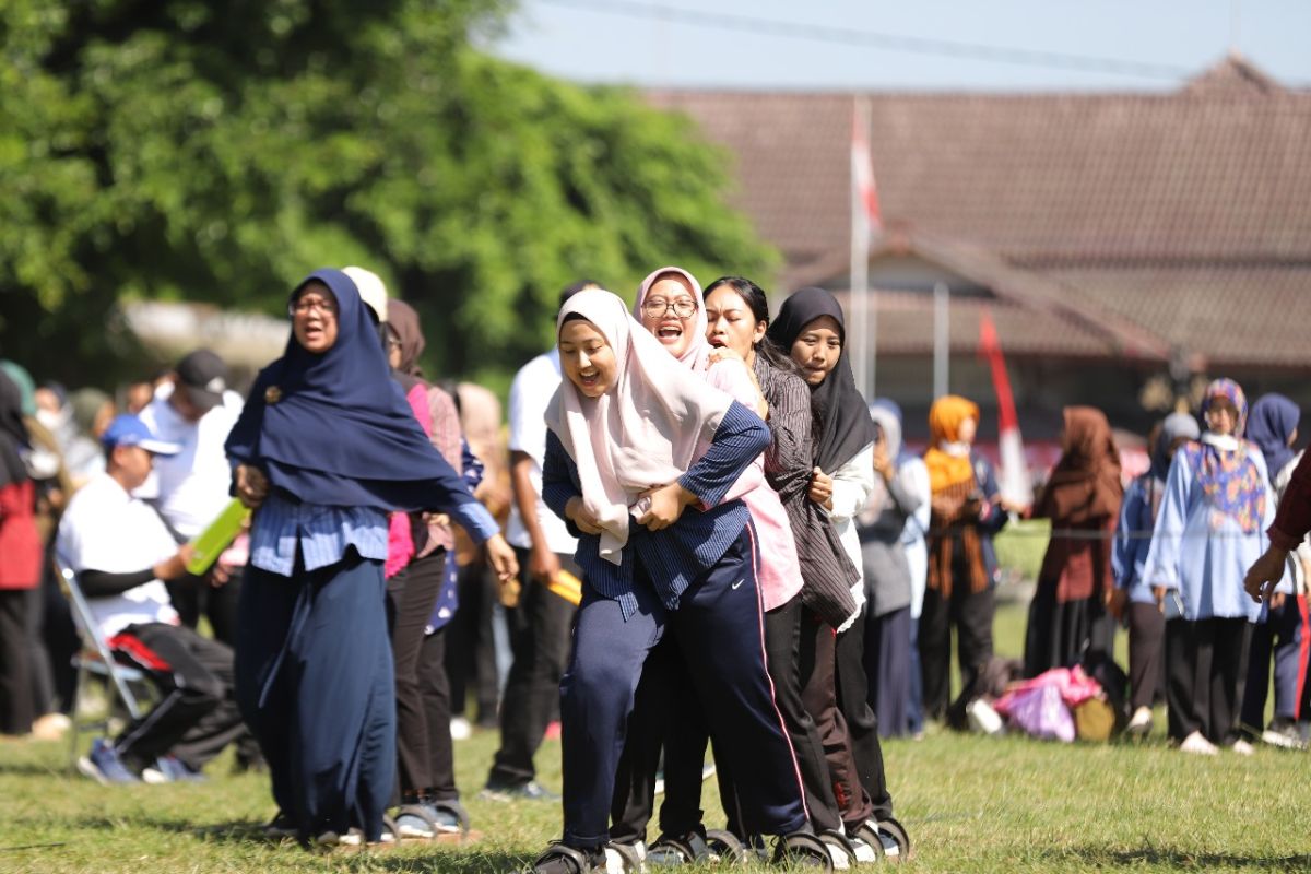 Sambut hari jadi, Pemkab Sleman selenggarakan lomba olahraga tradisional