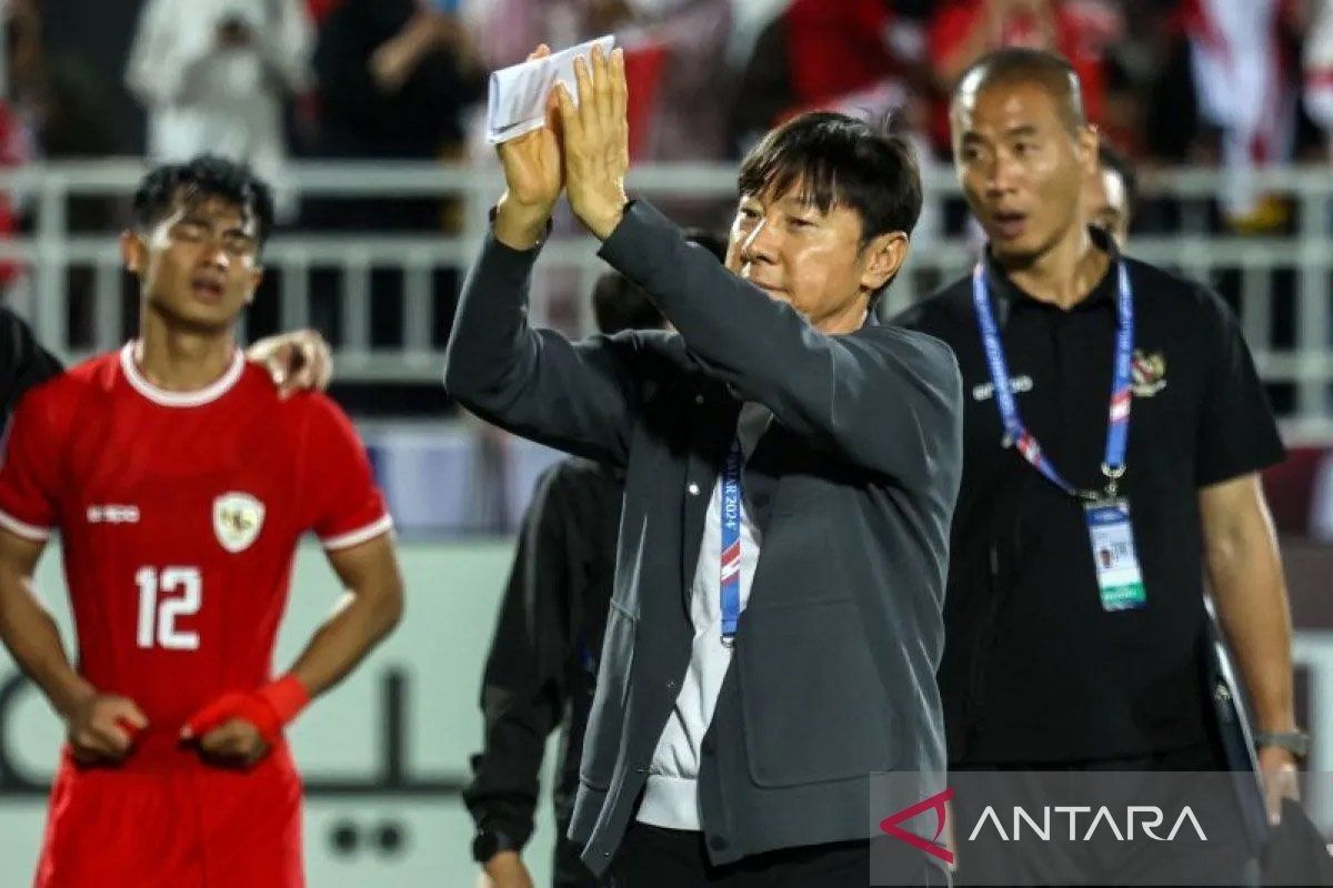 Shin Tae-yong, Justin Hubner, dan Ivar Jenner dijatuhi denda oleh AFC terkait Piala Asia U-23